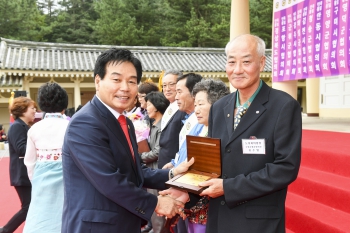 민족통일경북협의회 2016대회_장두욱부의장 대표이미지